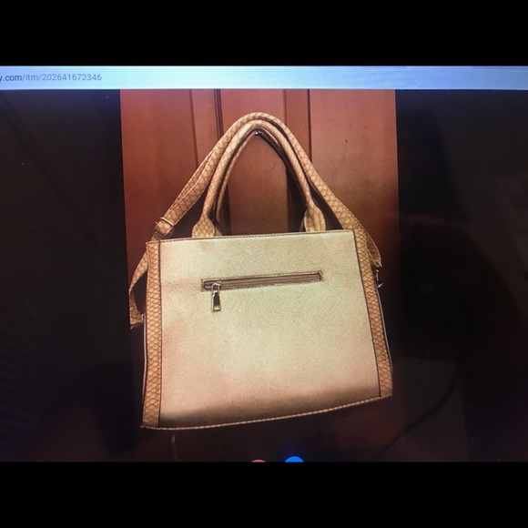 Gold purse - Picture 2 of 3